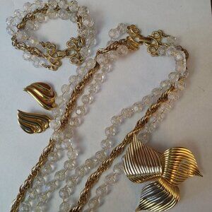 Vintage Sarah Coventry Lot Gold Tone Leaf Brooch Earrings Clear Beaded Necklace